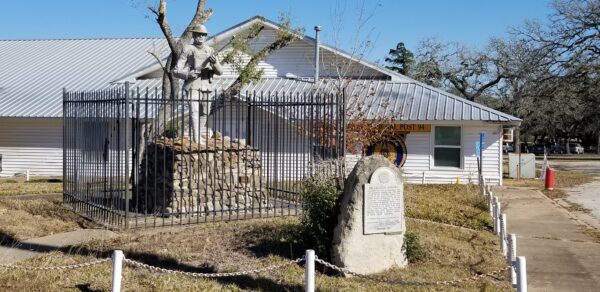 FLATONIA THE AMERICAN DOUGHBOY WAR MEMORIAL