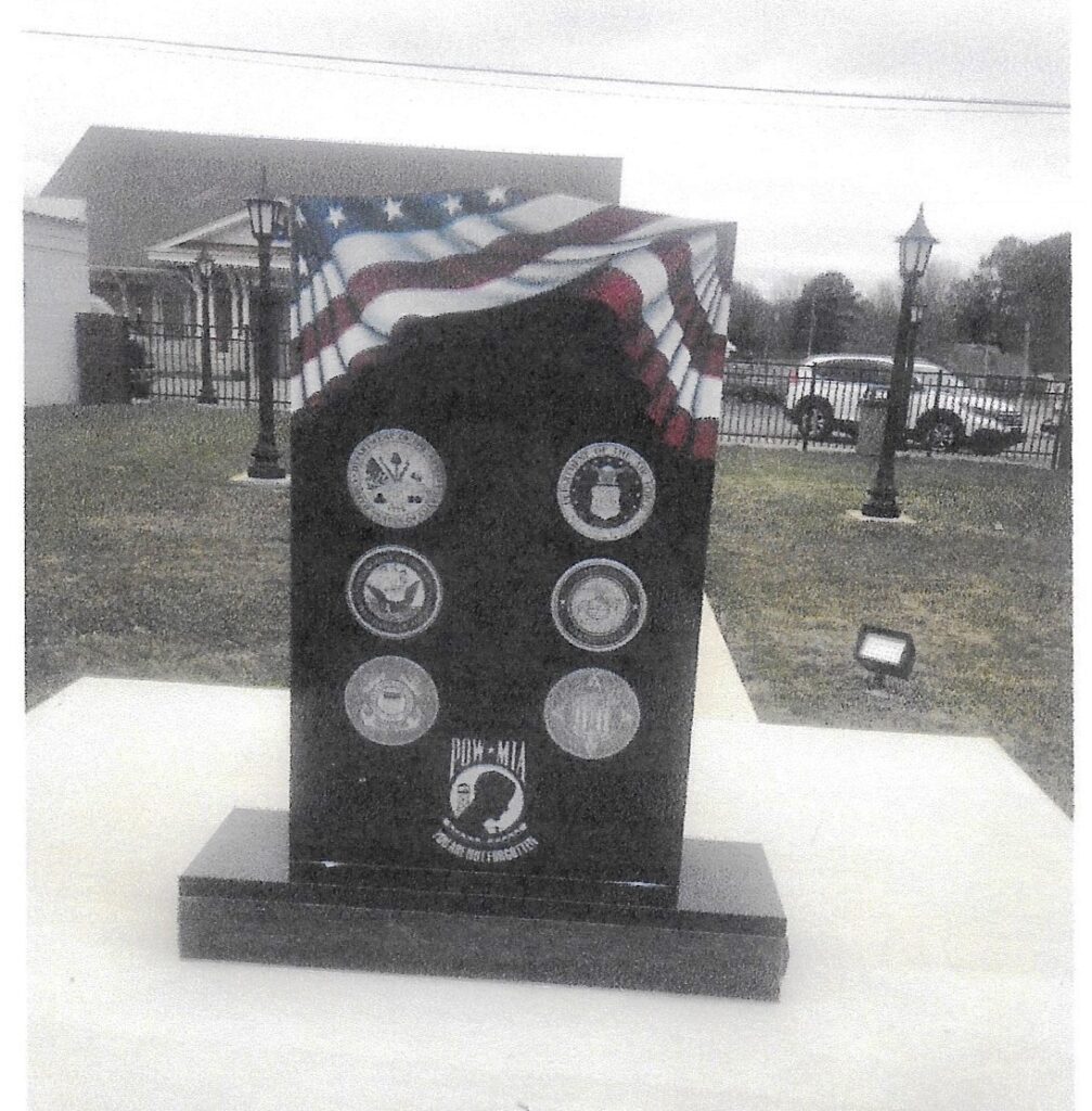 WAYNE COUNTY VETERANS PARK MEMORIAL STONE BACK