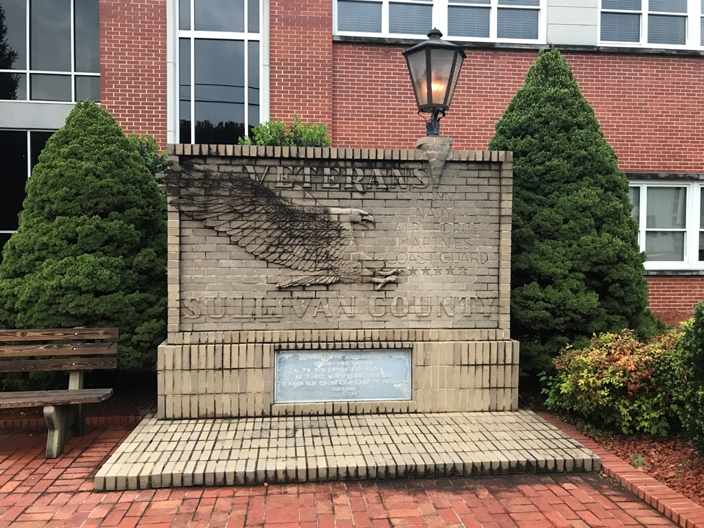 SULLIVAN COUNTY, TN VETERANS MEMORIAL