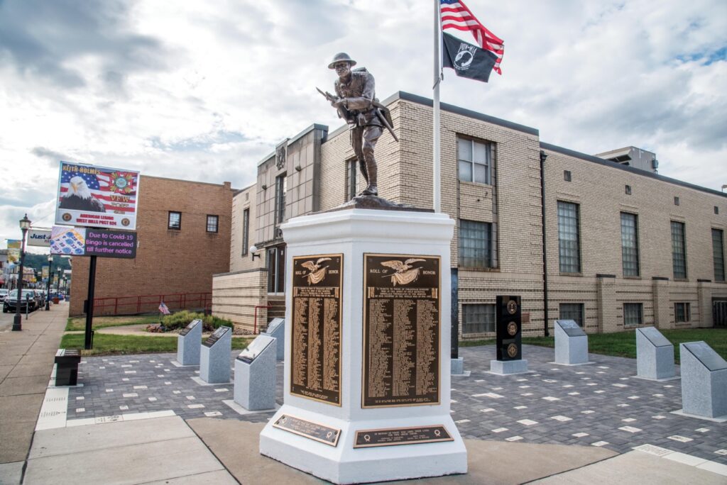 VFW POST 402 VETERANS WAR MEMORIAL PARK