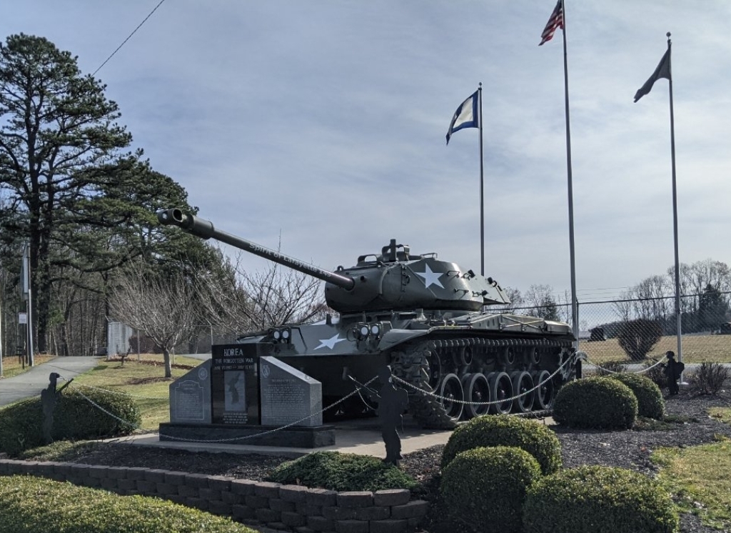 FAYETTEVILLE KOREAN WAR MEMORIAL TANK
