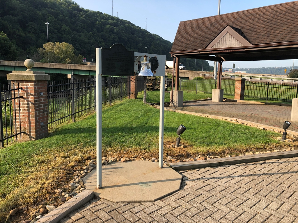 WEIRTON HEIGHTS VOLUNTEER FIRE DEPT. WORLD WAR II MEMORIAL