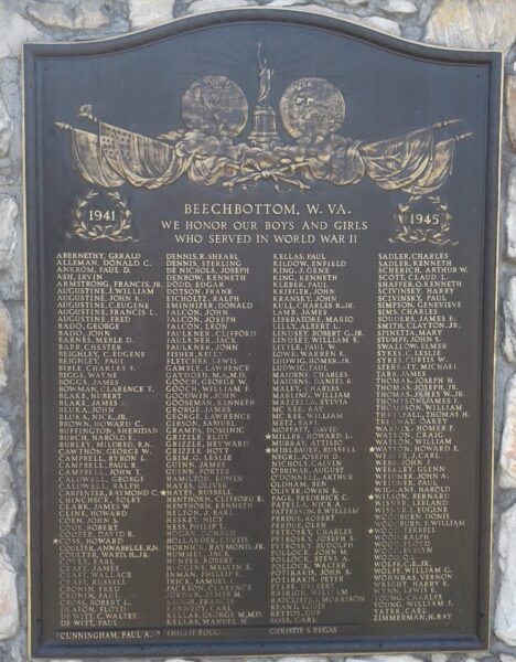 BEECHBOTTOM, W. VA. WORLD WAR II MEMORIAL PLAQUE