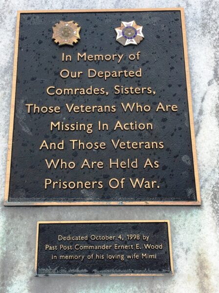 VFW POST 392 DEPARTED COMRADES MEMORIAL PLAQUE