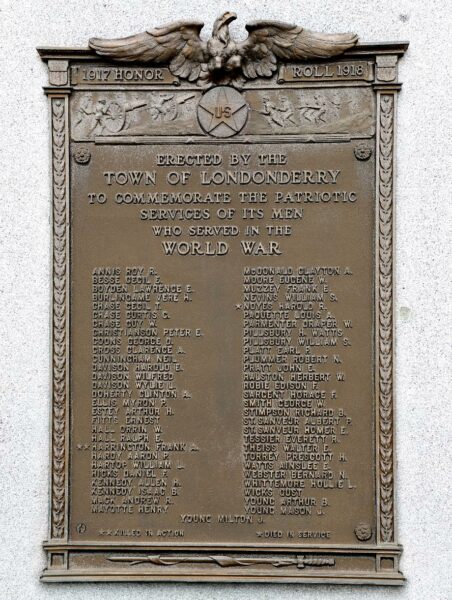TOWN OF LONDONDERRY WORLD WAR MEMORIAL PLAQUE