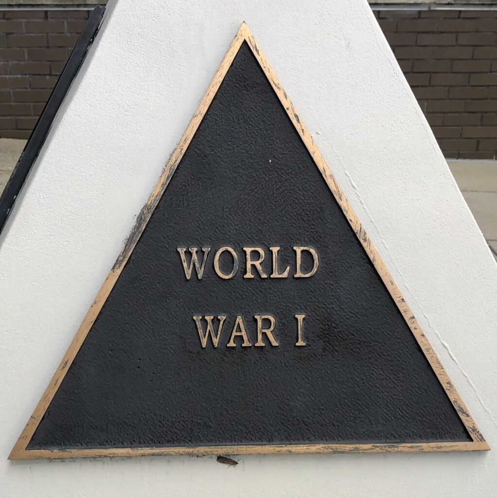 IN HONOR OF THOSE WHO SERVED MEMORIAL PLAQUE A