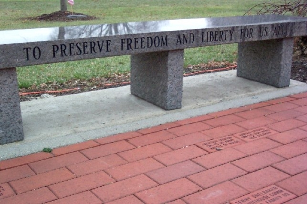 GAHANNA VETERANS MEMORIAL BENCH C