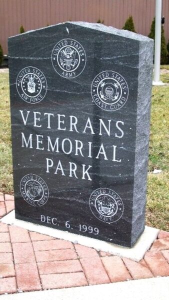 CITY OF WASHINGTON VETERANS MEMORIAL PARK STONE