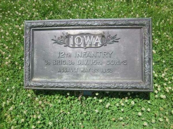 12TH IOWA INFANTRY ASSAULT AT VICKSBURG MEMORIAL PLAQUE