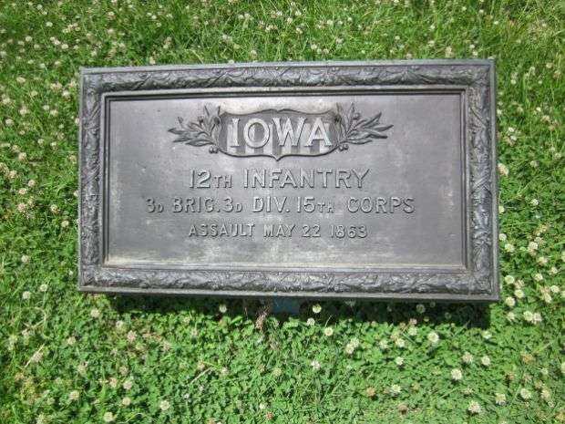 12TH IOWA INFANTRY ASSAULT AT VICKSBURG MEMORIAL PLAQUE