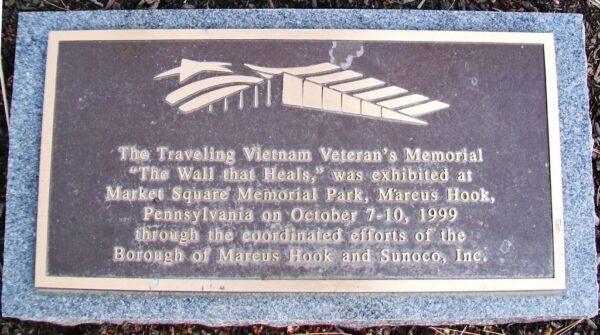 MARCUS HOOK TRAVELING VIETNAM VETERANS MEMORIAL PLAQUE A