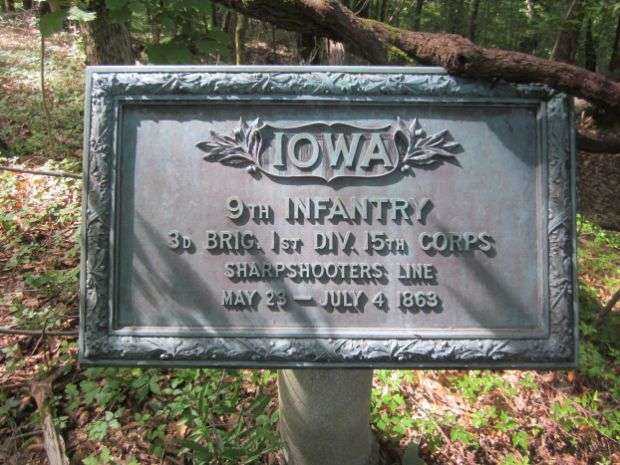 9TH IOWA INFANTRY SHARPSHOOTERS AT VICKSBURG MEMORIAL PLAQUE