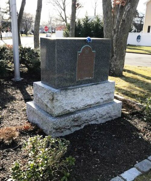 MASSAPEQUA PARK VIETNAM VETERANS WAR MEMORIAL