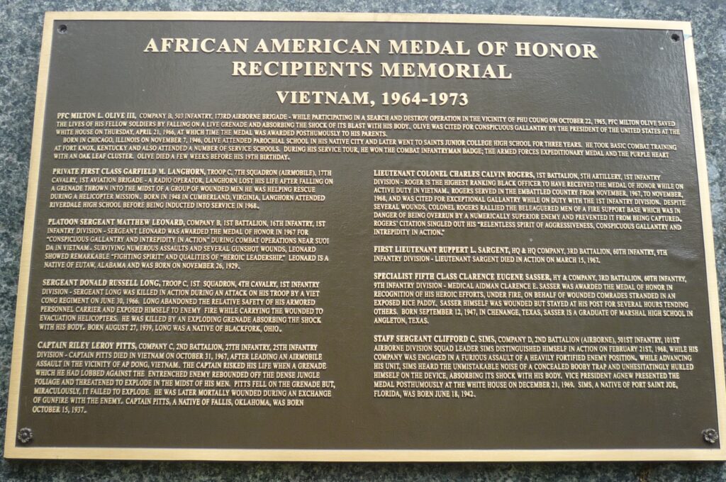 AFRICAN AMERICAN MEDAL OF HONOR RECIPIENTS MEMORIAL PLAQUE L