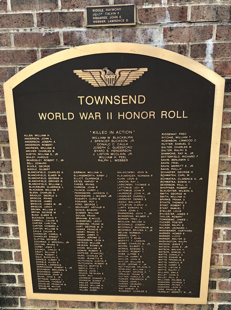 TOWNSEND WORLD WAR II MEMORIAL PLAQUE