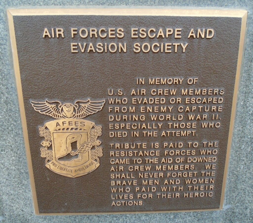 USAF ACADEMY AIR FORCES ESCAPE AND EVASION SOCIETY MEMORIAL PLAQUE