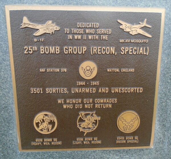 25TH BOMB GROUP (RECON, SPECIAL) WAR MEMORIAL PLAQUE