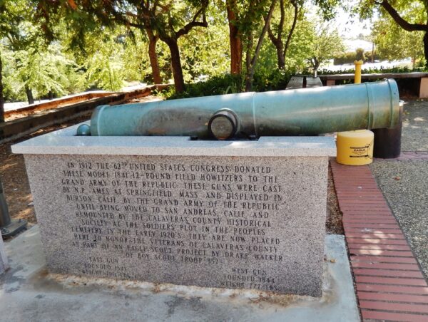 MODEL 1841 12-POUND FIELD HOWITZER MEMORIAL