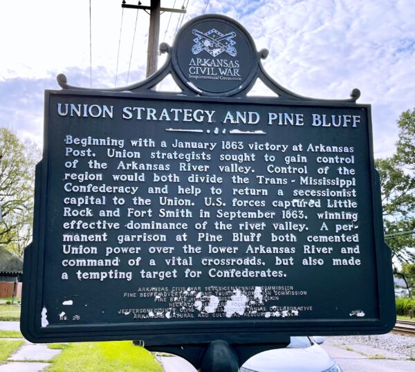 UNION STRATEGY AND PINE BLUFF WAR MEMORIAL MARKER