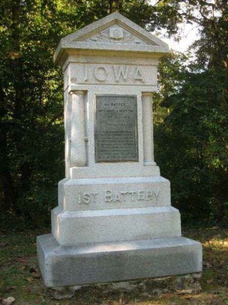 1ST IOWA BATTERY AT VICKSBURG MEMORIAL