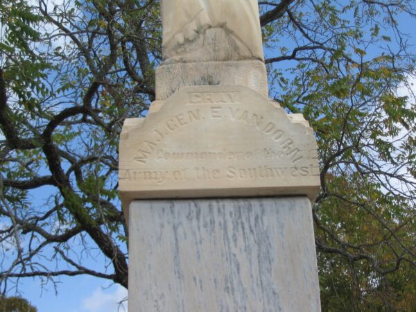 A REUNITED SOLDIERY WAR MEMORIAL STONE C