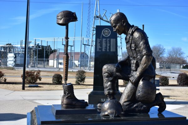MORGAN COUNTY, AL VETERANS MEMORIAL BATTLEFIELD CROSS