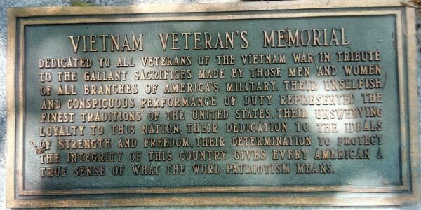 EUFAULA VIETNAM VETERAN’S MEMORIAL PLAQUE A