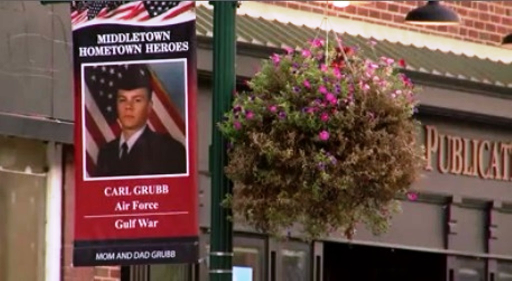 MIDDLETOWN HOMETOWN HEROES CARL GRUBB MEMORIAL BANNER