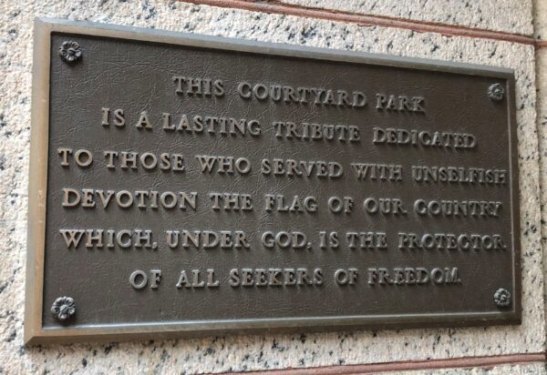 COURTYARD PARK VETERANS MEMORIAL PLAQUE