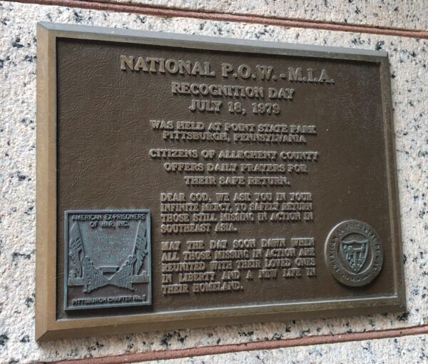 NATIONAL P.O.W.-M.I.A. RECOGNITION DAY MEMORIAL PLAQUE