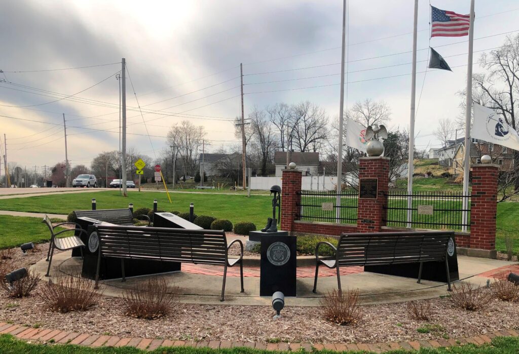 GLEN CARBON VETERANS MONUMENT