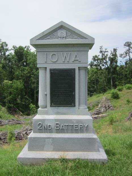 2ND IOWA BATTERY AT VICKSBURG MEMORIAL