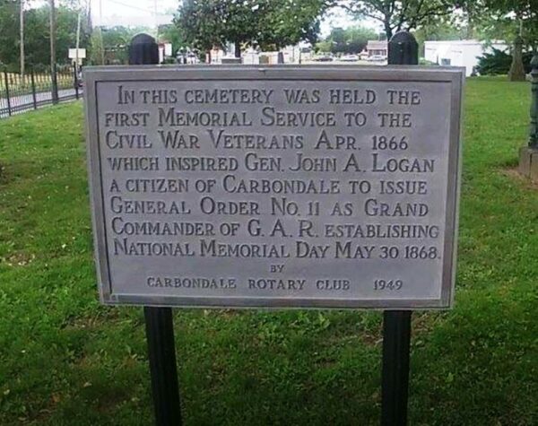 FIRST MEMORIAL SERVICE TO CIVIL WAR VETERANS MEMORIAL PLAQUE