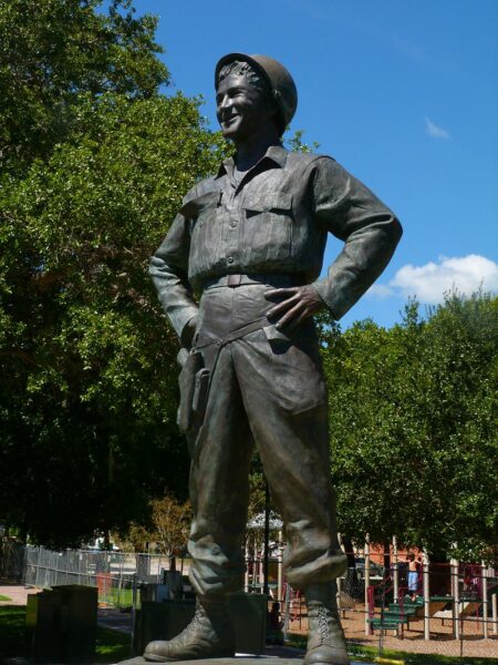 EMORY LAWRENCE BENNETT MEDAL OF HONOR WAR MEMORIAL STATUE