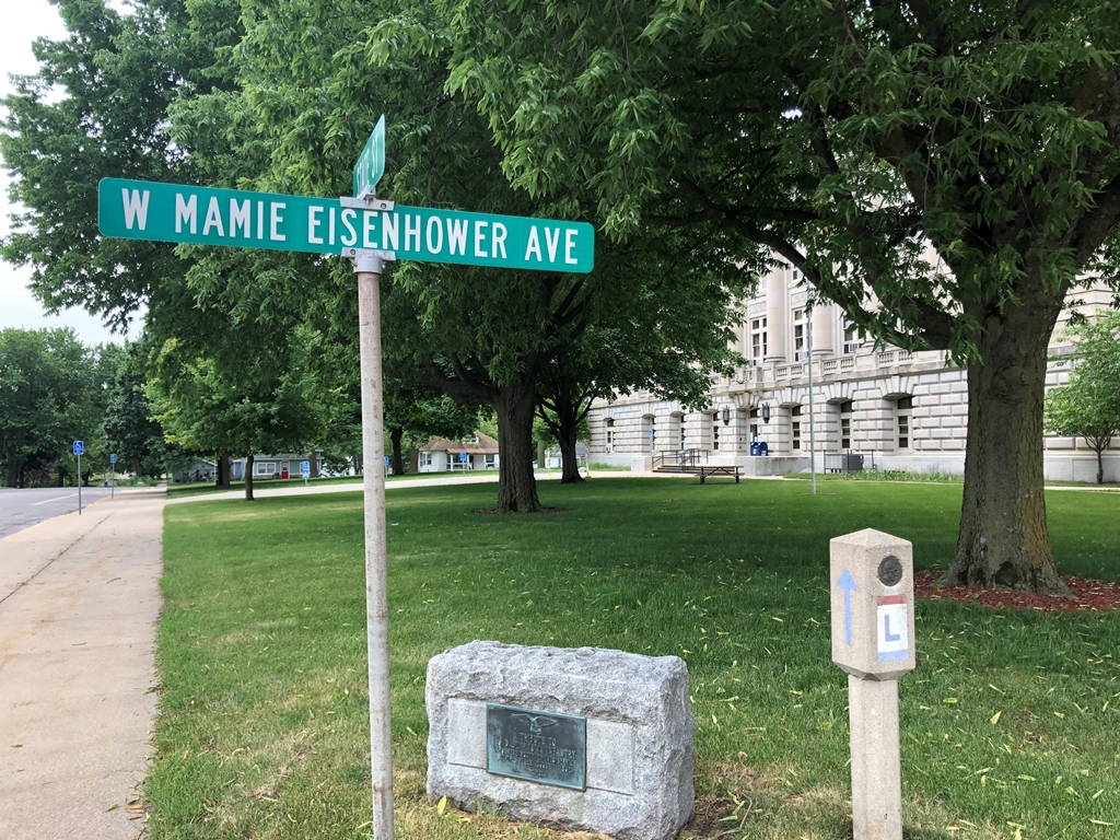 CO. D. 32ND IOWA INFANTRY CIVIL WAR MEMORIAL
