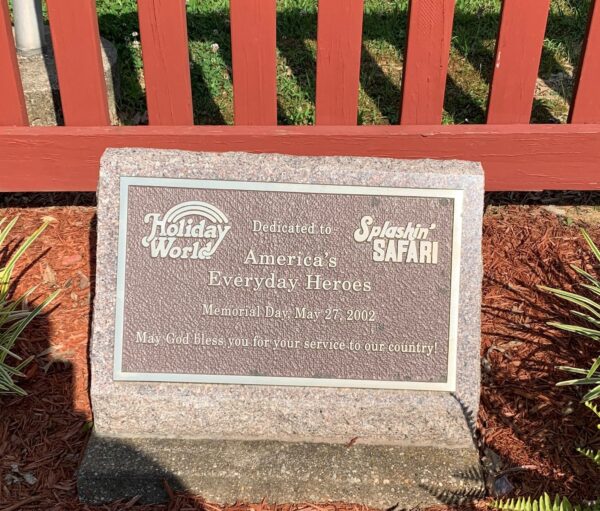 HOLIDAY WORLD SPLASHIN SAFARI SERVICE TO OUR COUNTRY MEMORIAL