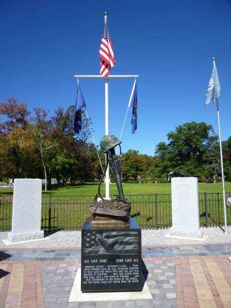 PALMERTON AREA VETERANS MEMORIAL BATTLEFIELD CROSS