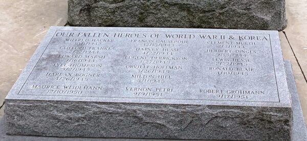 NEW ATHENS WAR MEMORIAL  HONOR ROLL STONE