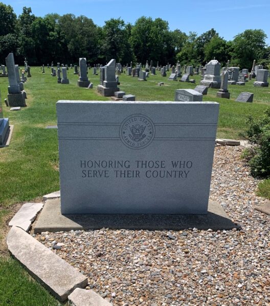HONORING THOSE WHO SERVE THEIR COUNTRY WAR MEMORIAL FRONT