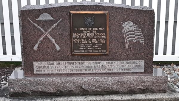 BRONSON HIGH SCHOOL GREAT WORLD WAR SUPREME SACRIFICE MEMORIAL