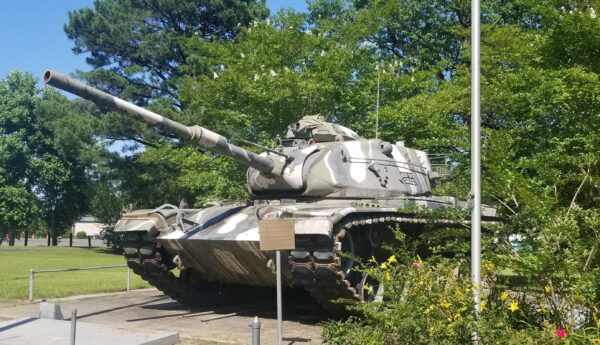 M60 MAIN BATTLE MEMORIAL TANK
