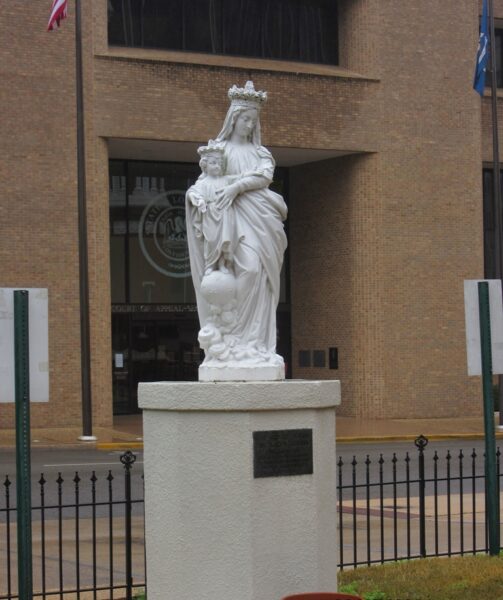 PRO DEO ET PATRIA WAR MEMORIAL