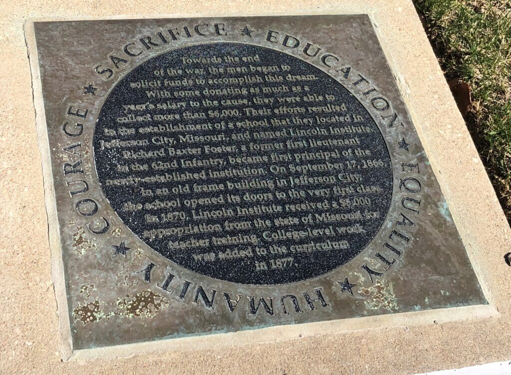 TOWARDS THE END OF WAR MEMORIAL PLAQUE