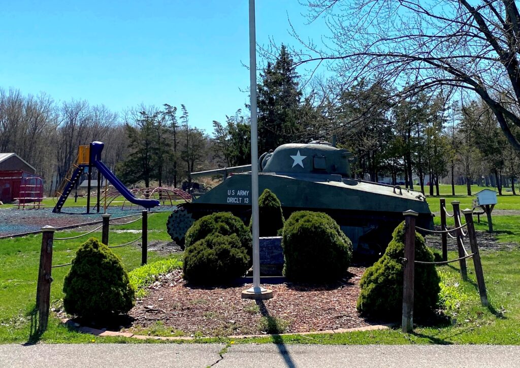 ESTRAL BEACH VETERANS OF ALL WARS MEMORIAL TANK