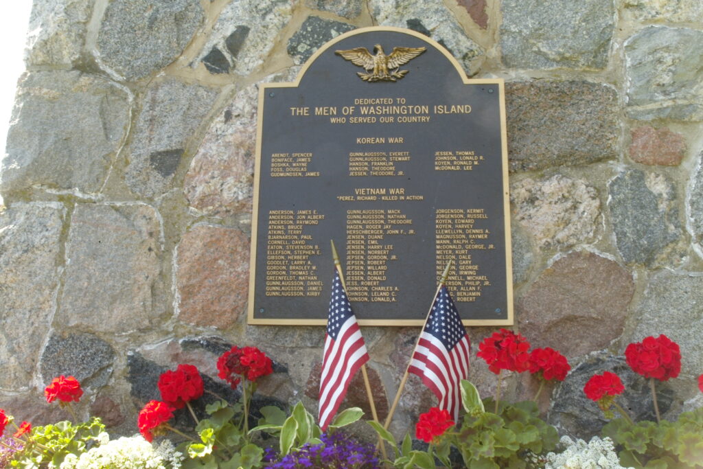 WASHINGTON ISLAND WAR MEMORIAL