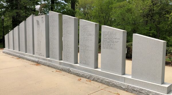WEST CHATHAM VETERANS MEMORIAL BACK CLOSE-UP