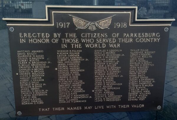PARKESBURG WORLD WAR MEMORIAL PLAQUE