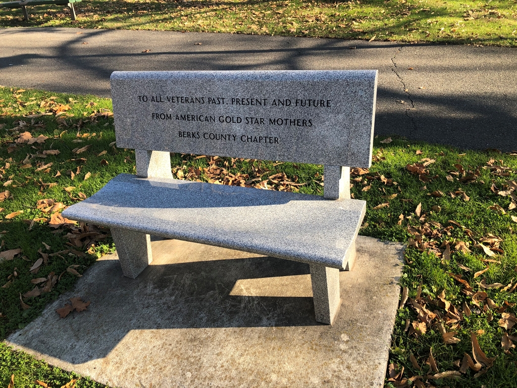 AMERICAN GOLD STAR MOTHERS ALL VETERANS MEMORIAL BENCH