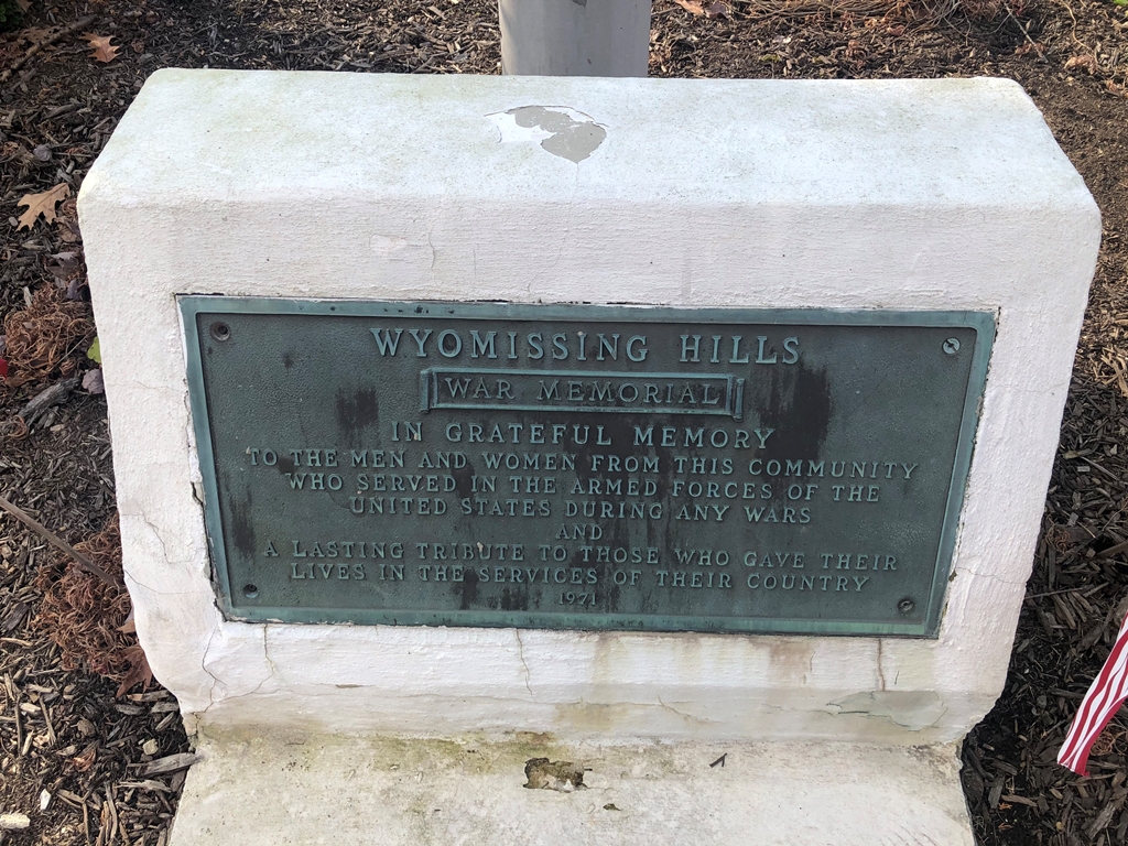 WYOMISSING HILLS WAR VETERANS MEMORIAL FLAGPOLE PLAQUE