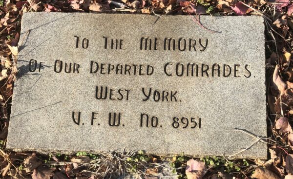 WEST YORK V.F.W. NO. 8951 DEPARTED COMRADES MEMORIAL TABLET